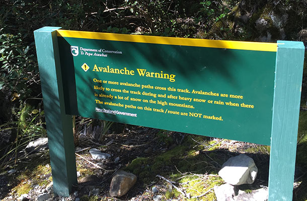 avalanche-warning